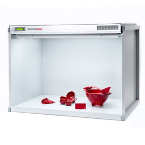 color viewing booth