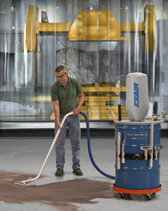 industrial vacuum cleaner