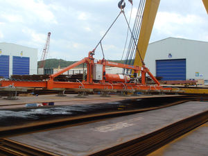 sheet metal vacuum lifting device