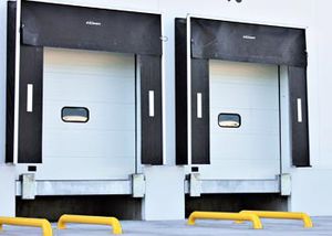 retractable dock shelter