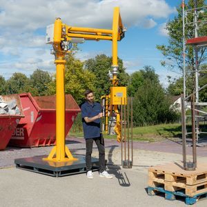 pneumatic manipulator arm
