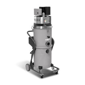 industrial vacuum cleaner