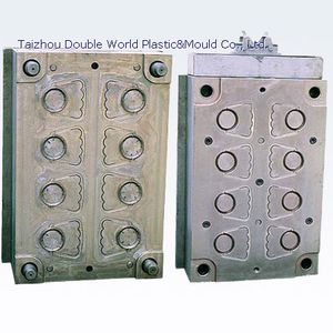 多腔塑料注射模具