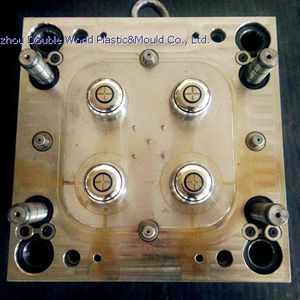 多腔塑料注射模具