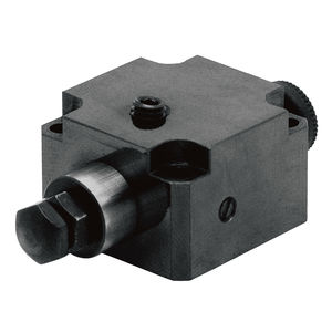mechanical workholding component / steel / workpiece / machining