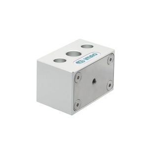 pneumatic clamping element