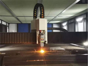 fiber laser cutting machine
