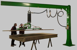 pillar jib crane 1