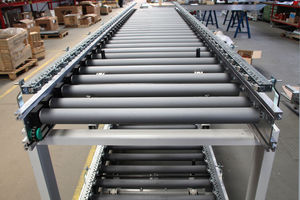 roller conveyor