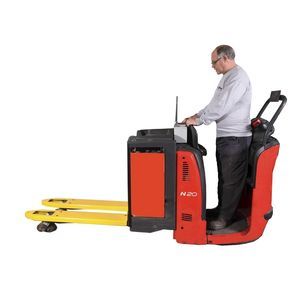 scale pallet truck