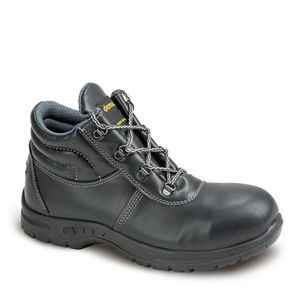anti-slip safety shoes