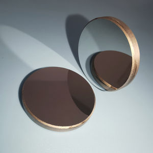 round mirror