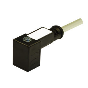 valve connector