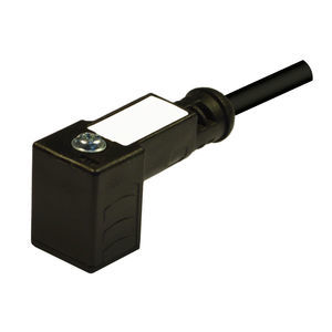 valve connector