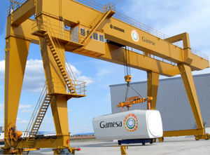 rail-mounted gantry crane