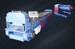 roof panel roll forming machine