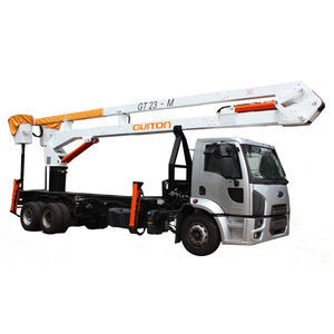 truck-mounted articulated boom lift