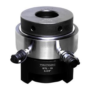 hydraulic bolt tensioner