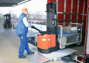 mobile loading ramp