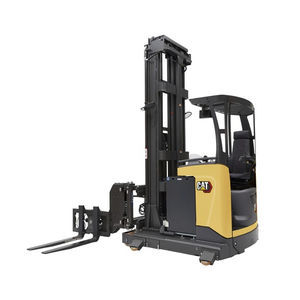 VNA forklift truck