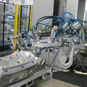 fiber forming machine