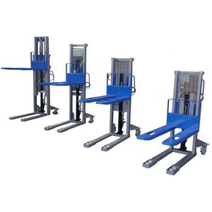 manual stacker truck