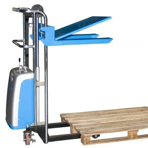 semi-electric stacker truck