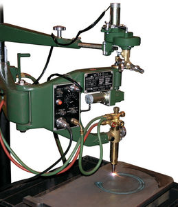 machine cutting torch
