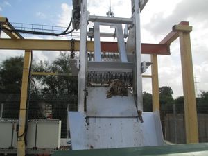 wastewater treatment screen