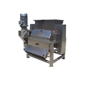 fruit pitting machine