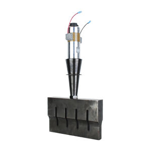 piezoelectric ultrasonic transducer