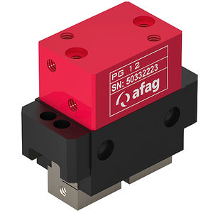 pneumatic gripper