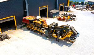 mobile crushing and screening plant 1