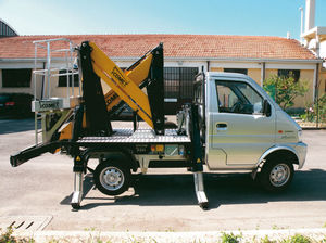 车载伸缩臂提升