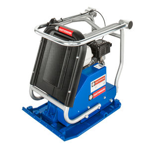 forward travel vibratory plate