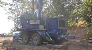 上坡和下坡的伐木场