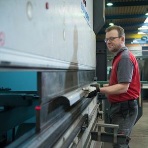 aluminum sheet bending / industrial / for the construction industry / EN 1090