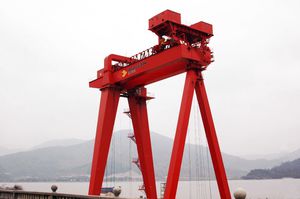 shipbuilding crane
