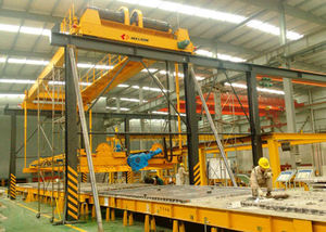 rail-mounted gantry crane