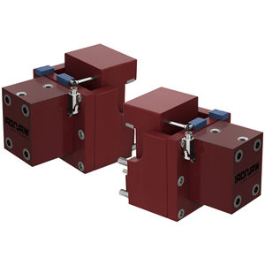 injection mold clamping system