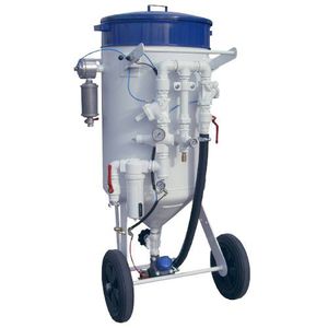 pressure sandblasting machine / manual / mobile