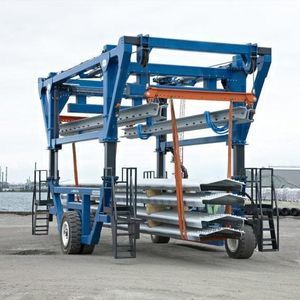 container straddle carrier 1