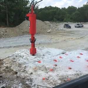 hydraulic rock splitter