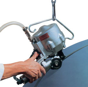 pneumatic strapping tool / for plastic straps