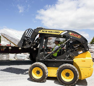 胶轮打滑驾驶装载机