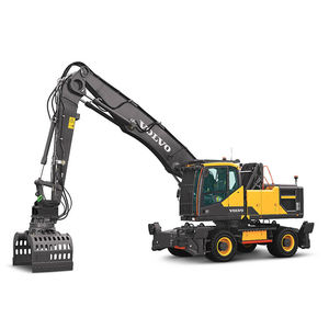 rubber-tired material handler