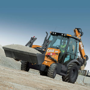 刚性反铲装载机