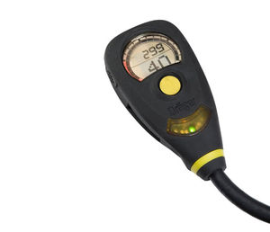 pressure measuring instrument / portable / digital / all-in-one