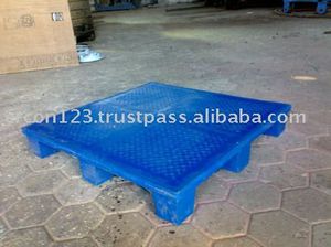 plastic pallet