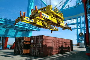 container spreader 1